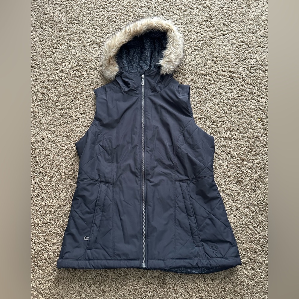 Women’s Mountain Hardwear vest with faux fur hood